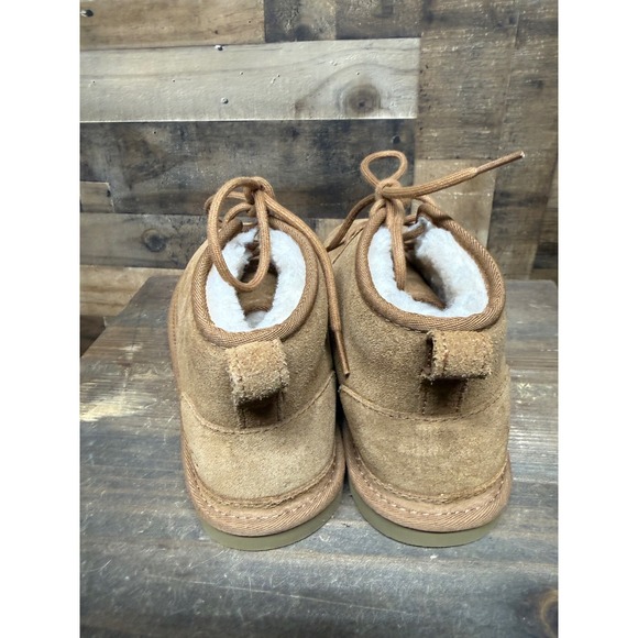 New UGG Neumel Chukka Boots Suede Shearling Lined Tan Lace Up Women's Size 8 - Picture 2 of 6
